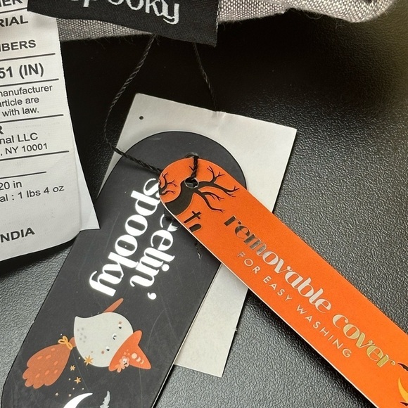 Feelin Spooky Beaded Halloween Pillow Haunted House Ghost Pumpkins Bats Moon NWT - Picture 9 of 11